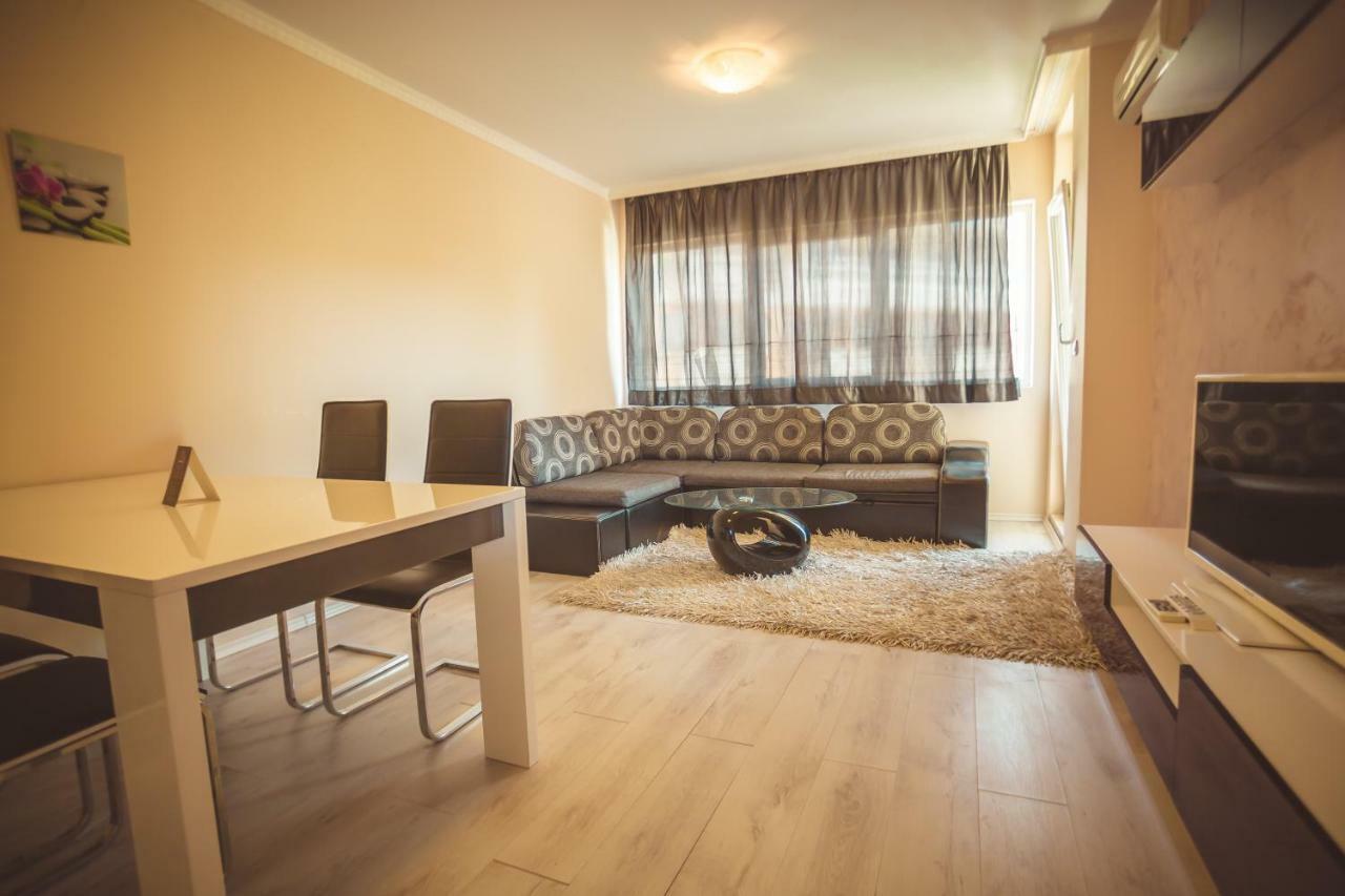 Bahami Residence Slântsjev Brjag Eksteriør bilde